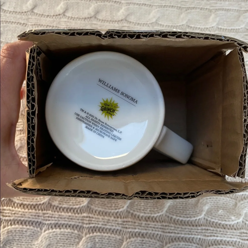 NIB Williams Sonoma Grinch Whoville Mug inspired by Dr. Seuss' How the Grinch